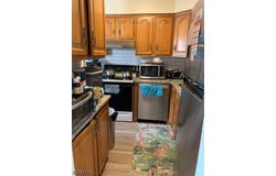 678 Broad St, Clifton City, NJ 07013-1604