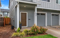 808 S 23RD Ave, Cornelius, OR 97113
