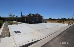 915 W Dolphin Ave, Ridgecrest, CA 93555