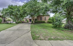 102 Brighton Lane, Ridgeland, MS 39157