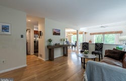 39 NEWPORT DR, CHESTERBROOK, PA 19087