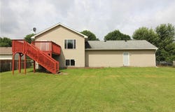 1432 Zachary Street S, Cambridge, MN 55008
