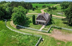 124 Red Oak Road, Braham, MN 55006