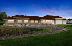 235 S 21st Street Court, IA 52302