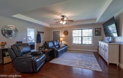 150 Peabody Loop, Coxs Creek, KY 40013