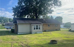 1822 Adams Street, Coshocton, OH 43812