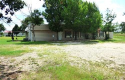 102 N Highway 6, Carbon, TX 76435