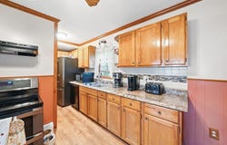6 Hart Ave, Taunton, MA 02780