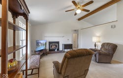 1016 W Creek Ridge Drive, Fountaintown, IN 46130