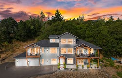 4260 OLD PACIFIC HWY, Kelso, WA 98626