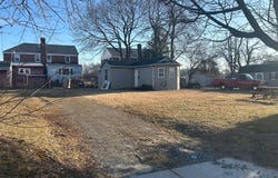 51 E GRIFFITH STREET, PENNS GROVE, NJ 08069