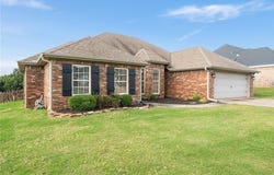 3309 Golf Course DR, Alma, AR 72921