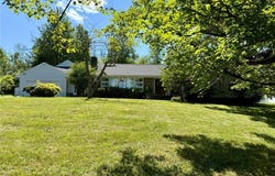 26 Smithport Road, New Hartford, NY 13413