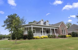 100 Laird Avenue, Madison, MS 39110