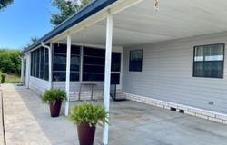 813 E Norman St, Lady Lake, FL 32159