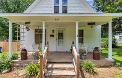615 N Cedar St, Kingman, KS 67068