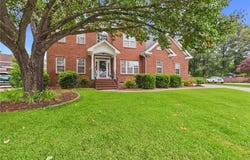 804 Chris Court, Chesapeake, VA 23322