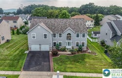 1692 Windmill Lane, Upper Macungie Twp, PA 18031