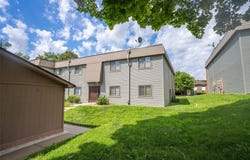4809 Woodland Avenue unit: 8, West Des Moines, IA 50266