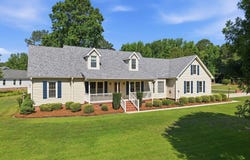 3190 Fox Run Circle, Kinston, NC 28504