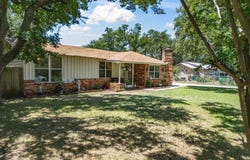 715 Lakeside Drive, Azle, TX 76020