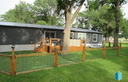 505 E 1st Ave, Rock Rapids, IA 51246