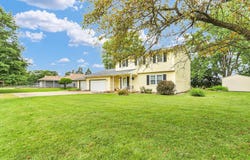 68 John Lane, Champaign, IL 61822