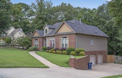 1752 KING JAMES DRIVE, ALABASTER, AL 35007
