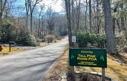 99999 Dogwood Trail, Spruce Pine, NC 28777