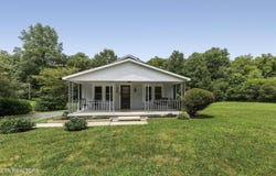 430 Liberty Rd, Wartburg, TN 37887