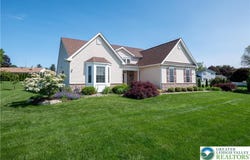 222 Danbury Drive, Bushkill Twp, PA 18064