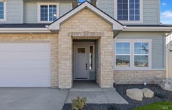 5687 S Snowden Ave, Meridian, ID 83642