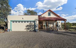 11 Altura Road, Santa Fe, NM 87508