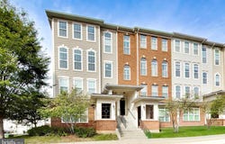 14270-B WOVEN WILLOW Lane, CENTREVILLE, VA 20121