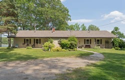 47 Island View Lane, Bowdoinham, ME 04008