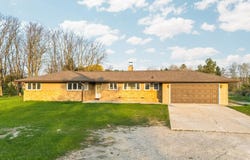 402 S DIVISION, BELLAIRE, MI 49615