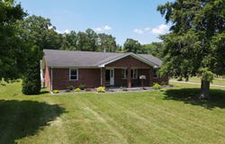 3118 Hamilton Valley Road, Crab Orchard, KY 40419