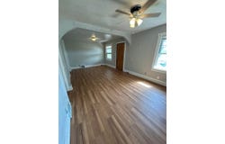 1236 Stewart Street, Des Moines, IA 50316
