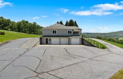 8045 State Route 706, Montrose, PA 18801