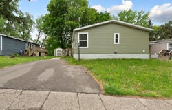 12270 Geneva Way, Apple Valley, MN 55124