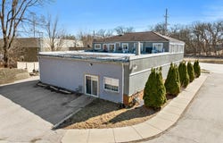 700 Northwest Highway, Fox River Grove, IL 60021
