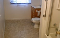 1816 Rombold Rd, Hermitage, PA 16148