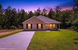 8620 Mint Julep Drive, Perkinston, MS 39573