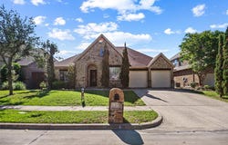 17 Wimbledon Court, Heath, TX 75032