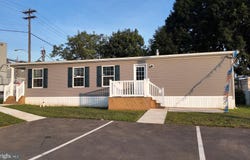 14 W WILLOW, PALMYRA, PA 17078