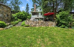 17 Rockaway Dr, Boonton Twp., NJ 07005-9118