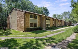 115 E KINGS HIGHWAY, MAPLE SHADE, NJ 08052