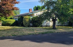 1404 UMPQUA Rd, Woodburn, OR 97071