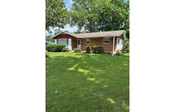 6 French Dr, Virginia, IL 62691