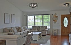 2913 W 84th Place, Merrillville, IN 46410